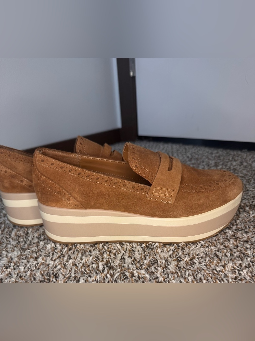 Dolce Vita Janine Women’s 7.5 Tan Suede Platform Penny Loafers Wedge Shoes